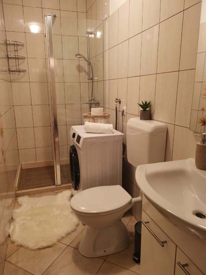 Holiday Home Dajana Pisak Luaran gambar