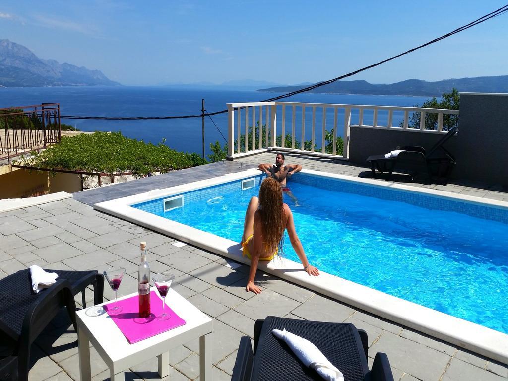 Holiday Home Dajana Pisak Luaran gambar